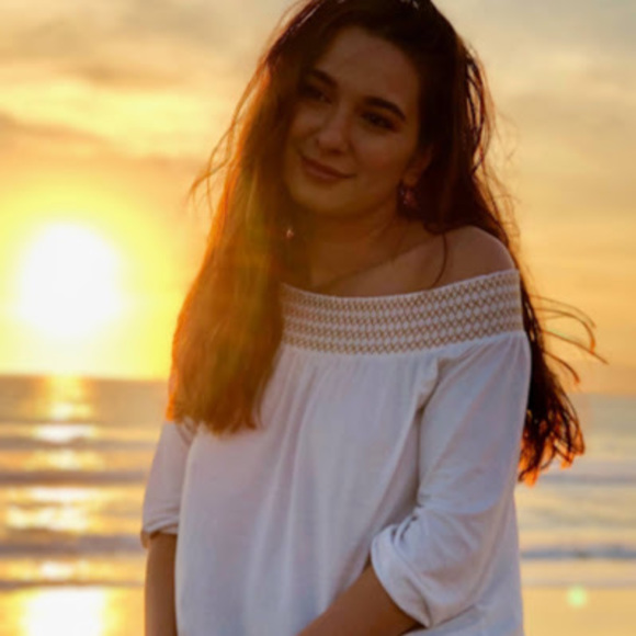 Meet your Posher, Hrisanthi - Picture 1 of 1